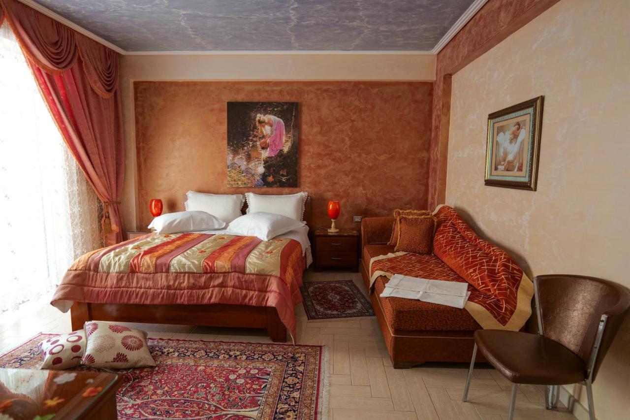 Hotel Lindi Sarande Exterior photo